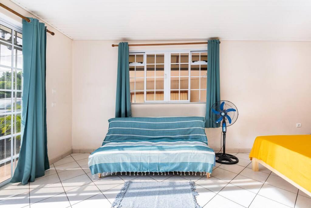 Chaine Lodge Maison Entiere Free Parking & Wifi 3Min De L'Aeroport Faaa Dış mekan fotoğraf